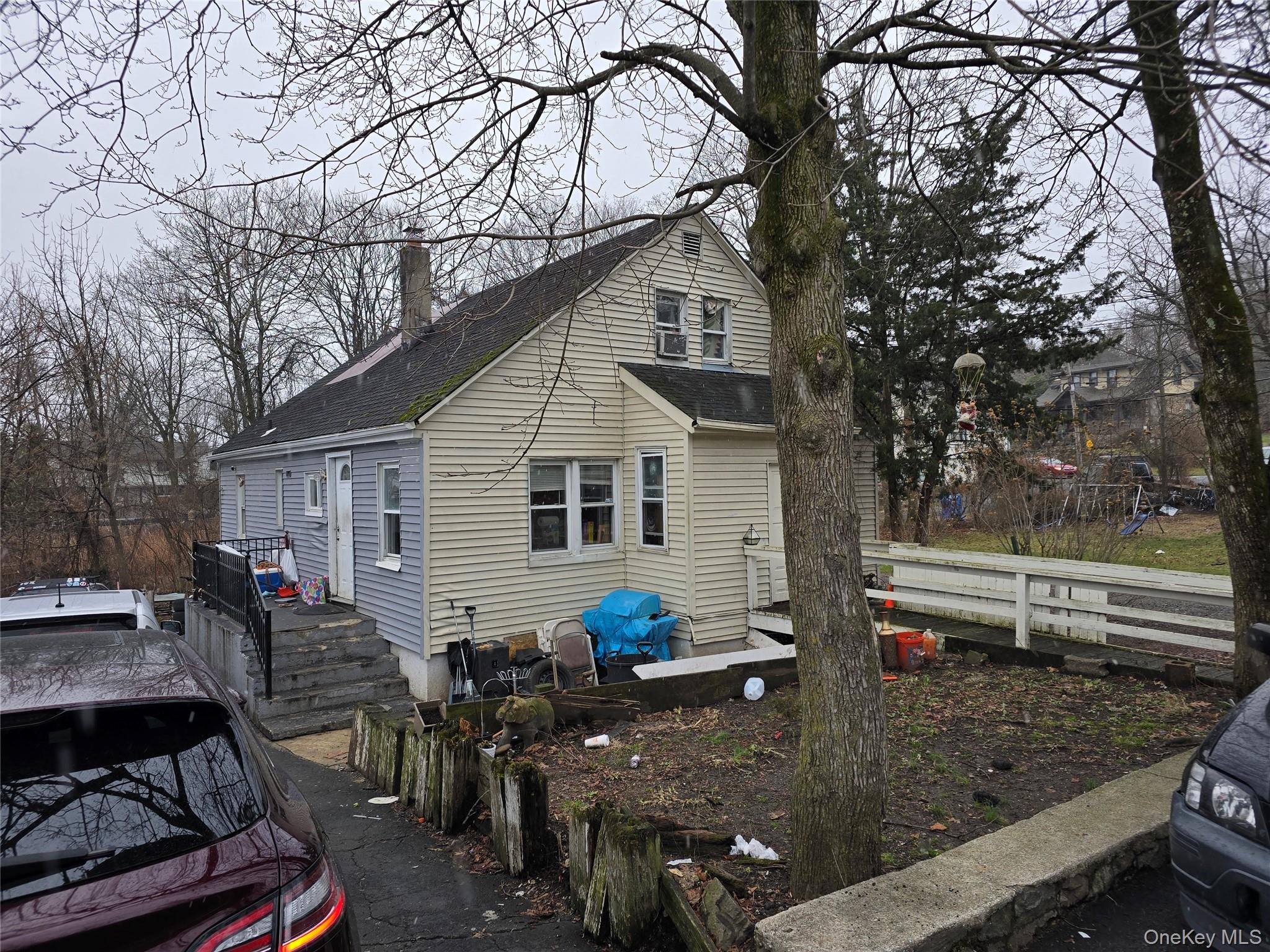 13 Waldron Avenue Property Photo 1
