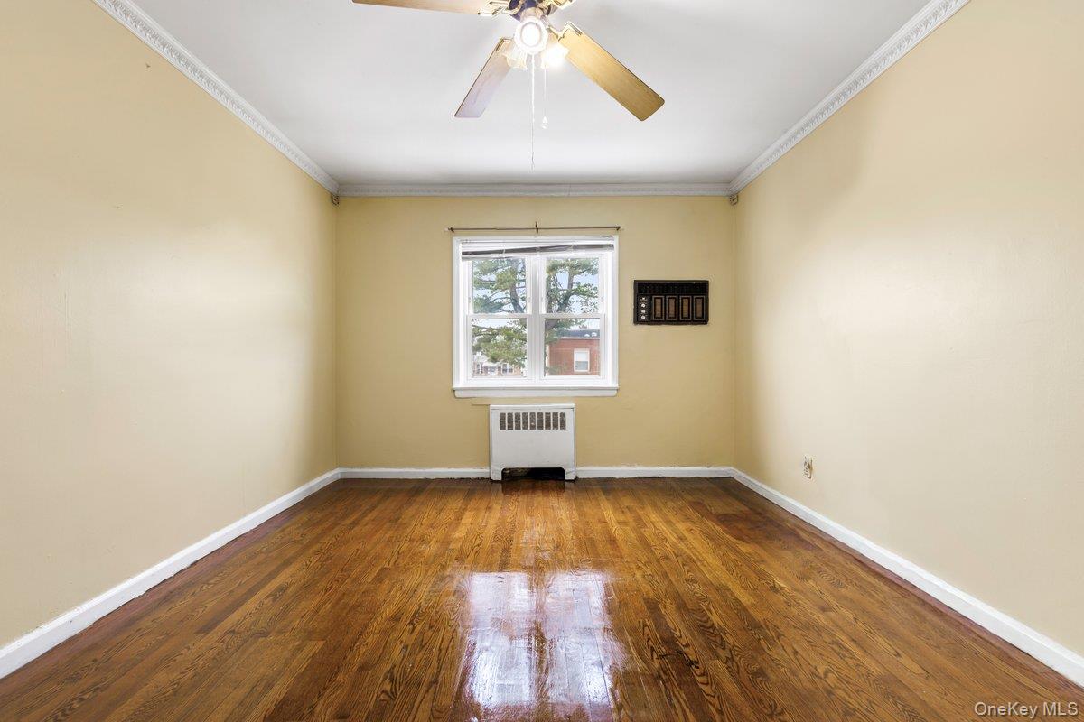 3241 Colden Avenue Property Photo 12