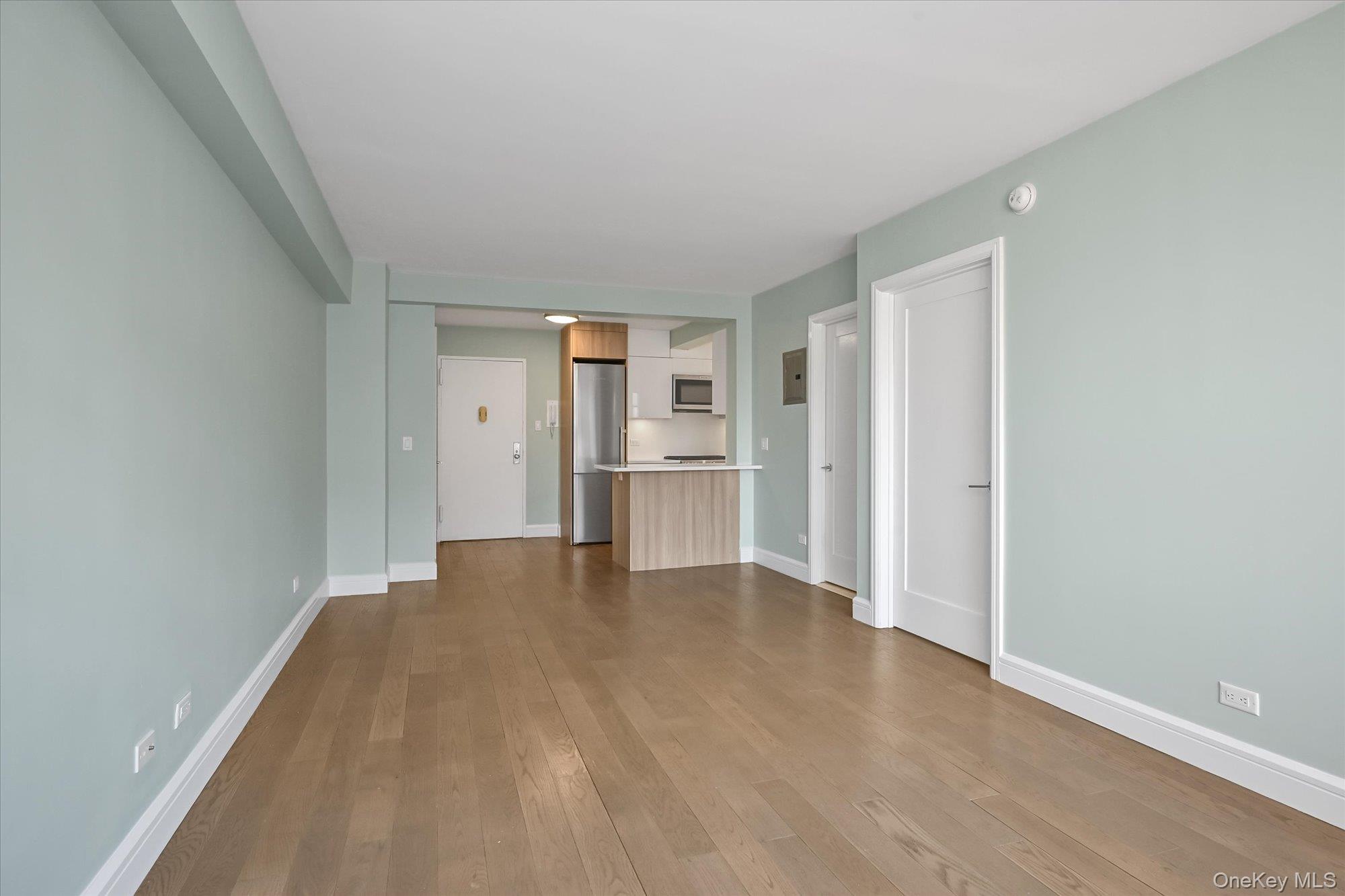 107-40 Queens Boulevard 10d Property Photo 5