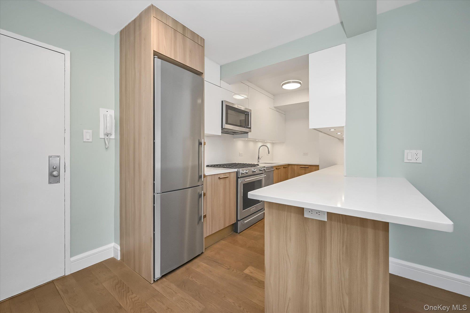 107-40 Queens Boulevard 10d Property Photo 7