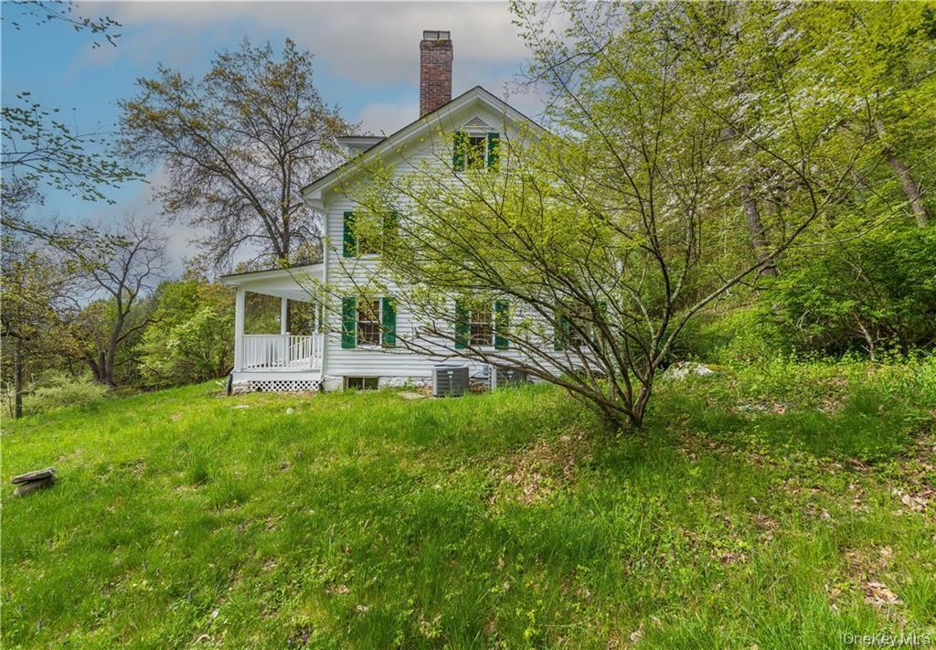 669 Mountain Road Property Photo 6