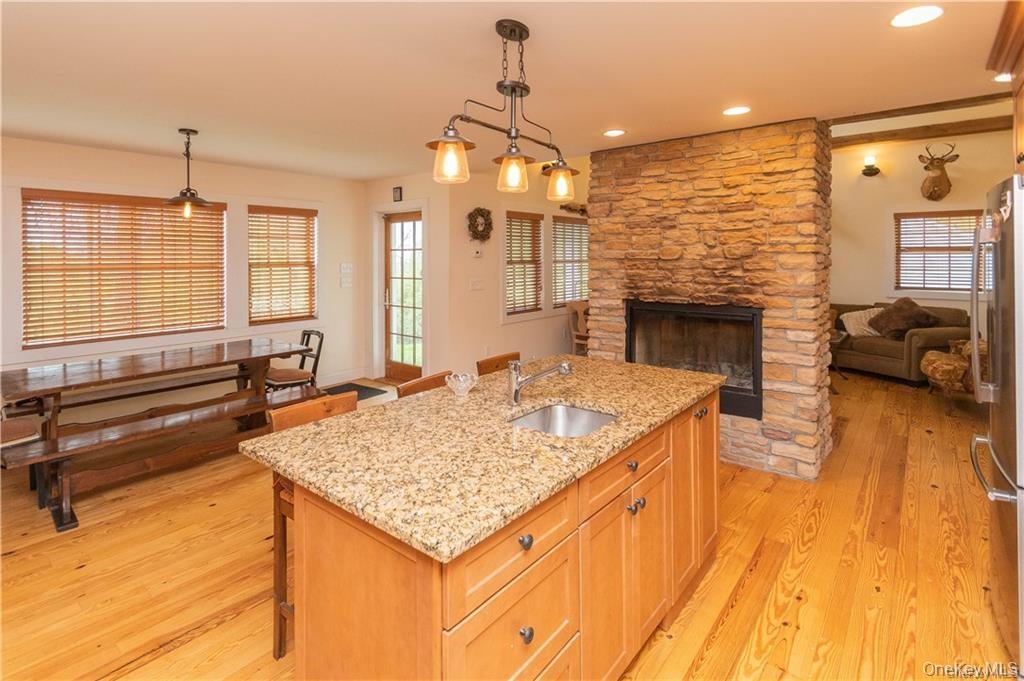 669 Mountain Road Property Photo 9
