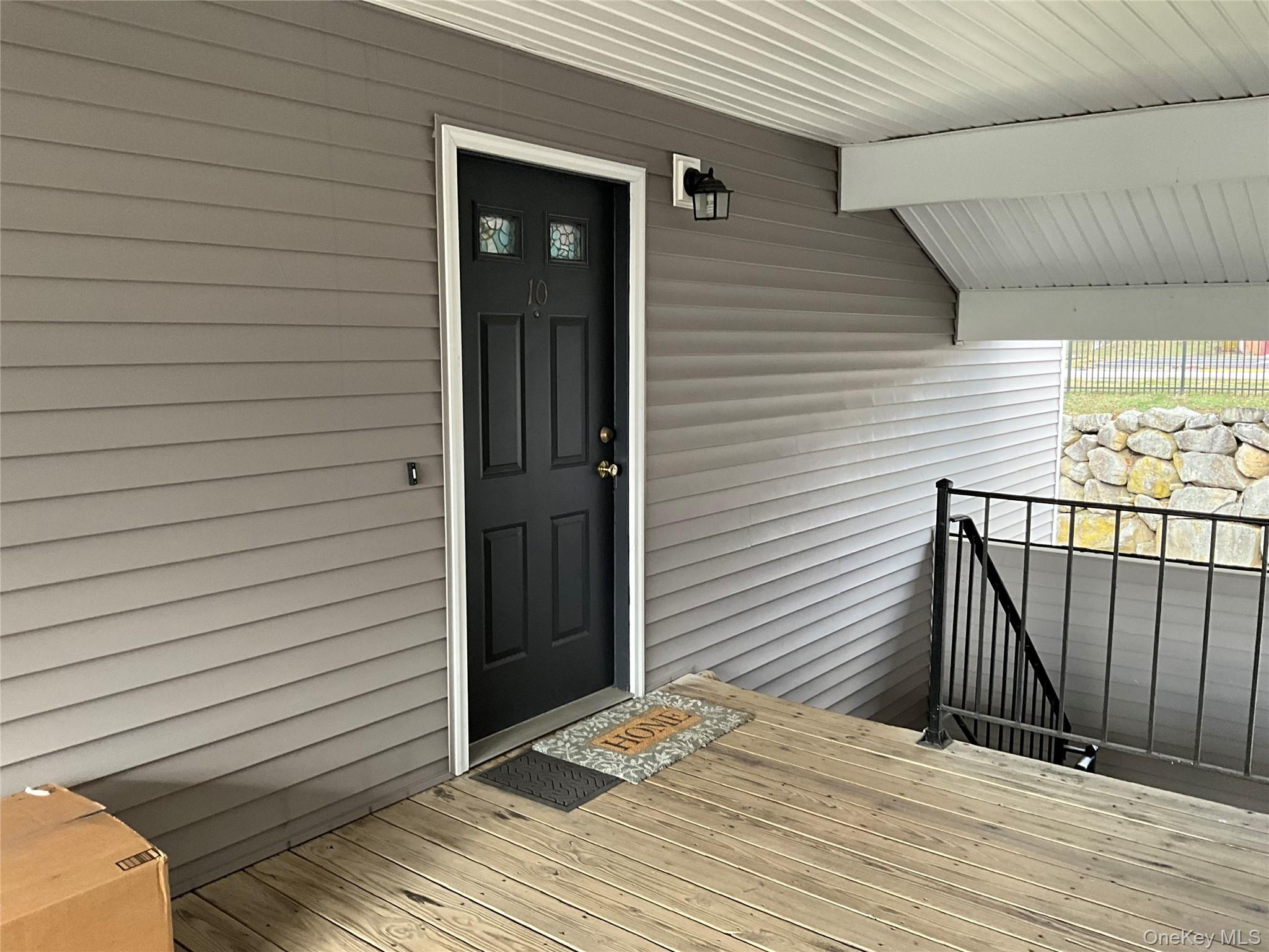 100 Hillside Drive B10 Property Photo 3