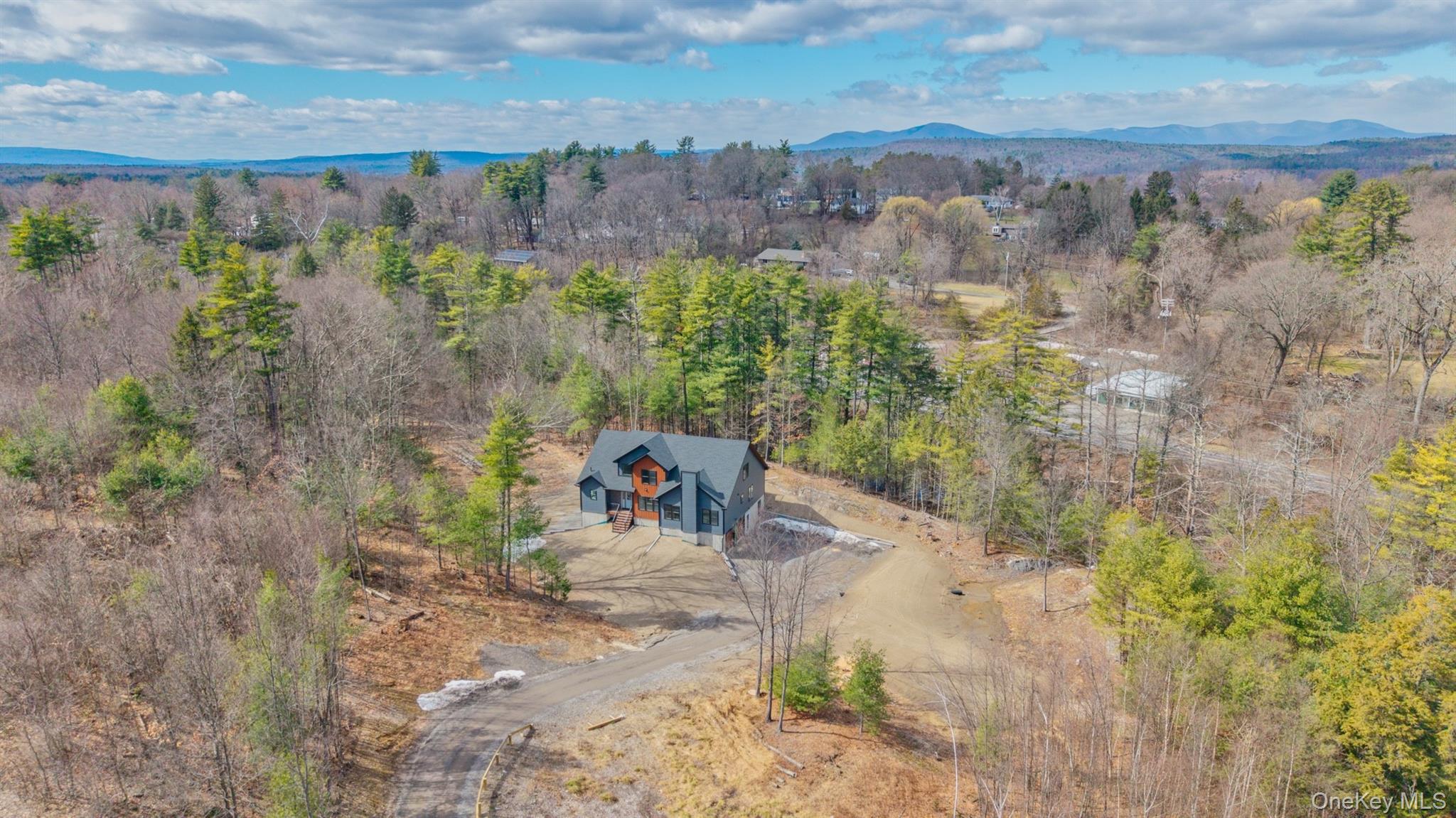 32 Pro Court Property Photo 1