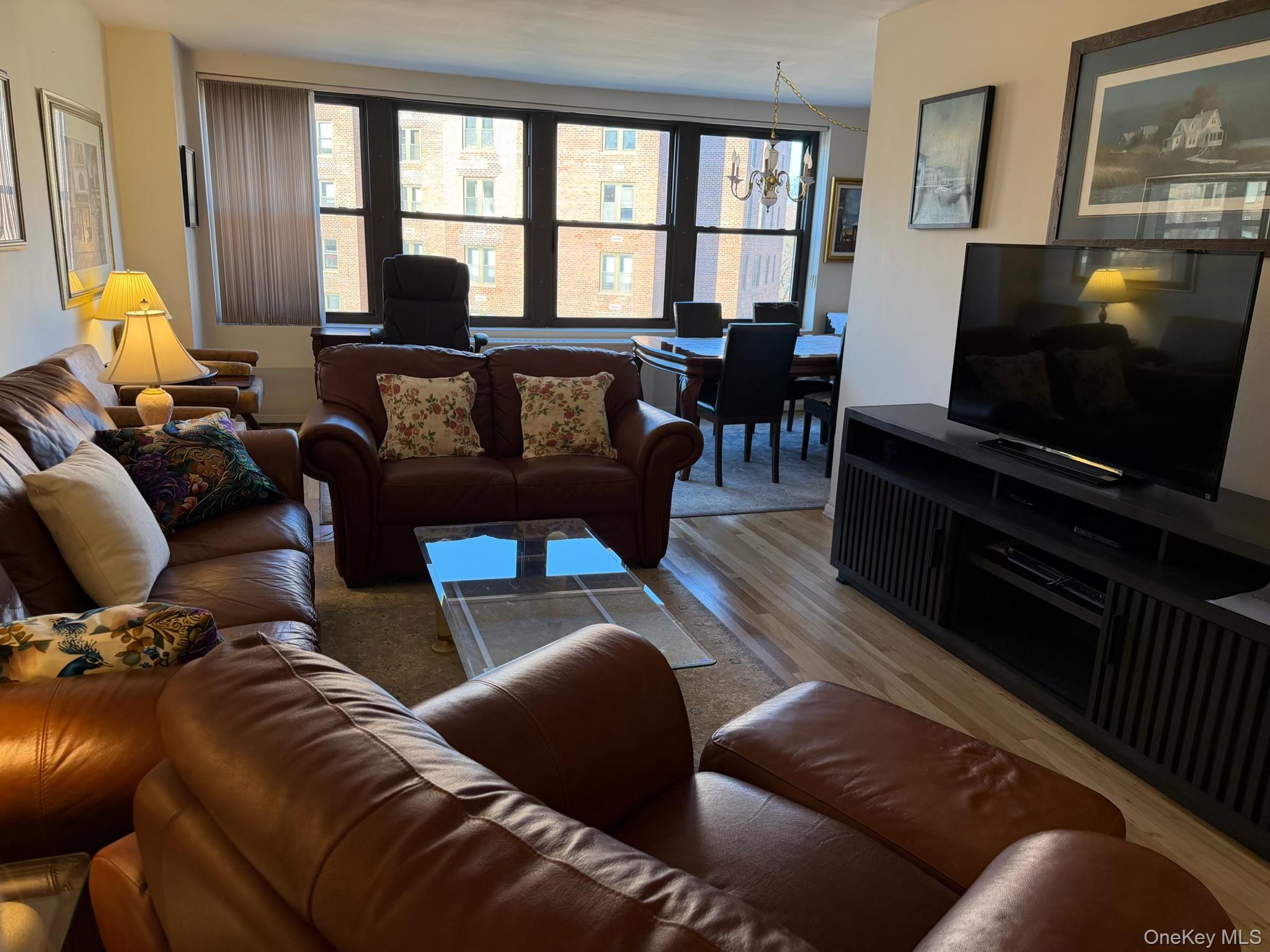 209-39 23 Ave 4k Property Photo 5
