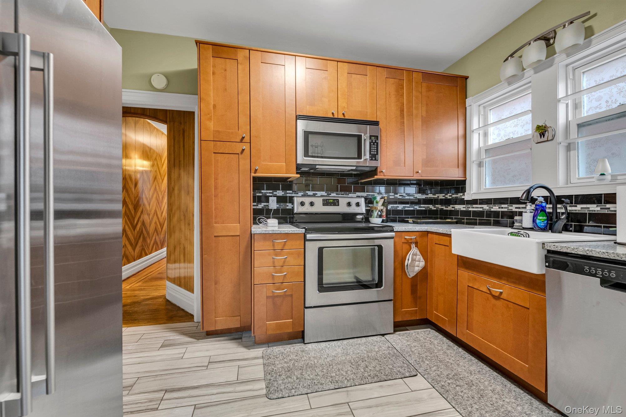 1730 Colden Avenue Property Photo 6