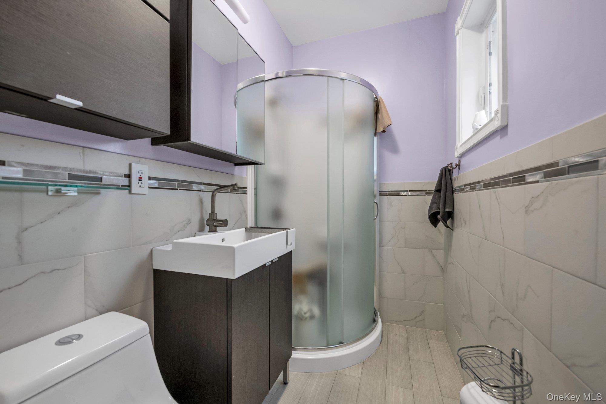 1730 Colden Avenue Property Photo 8