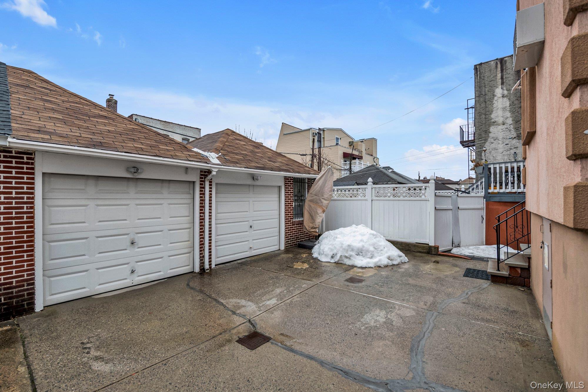 1730 Colden Avenue Property Photo 20