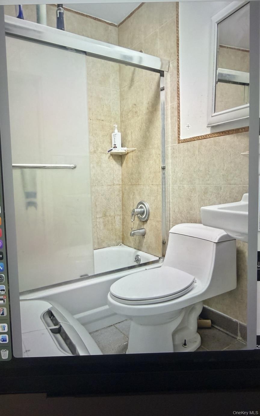 137 Wyckoff Avenue Property Photo 7