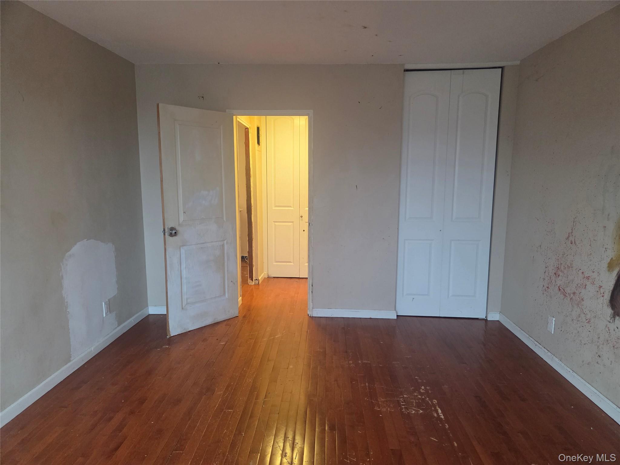 5700 Arlington Avenue 2d Property Photo 7
