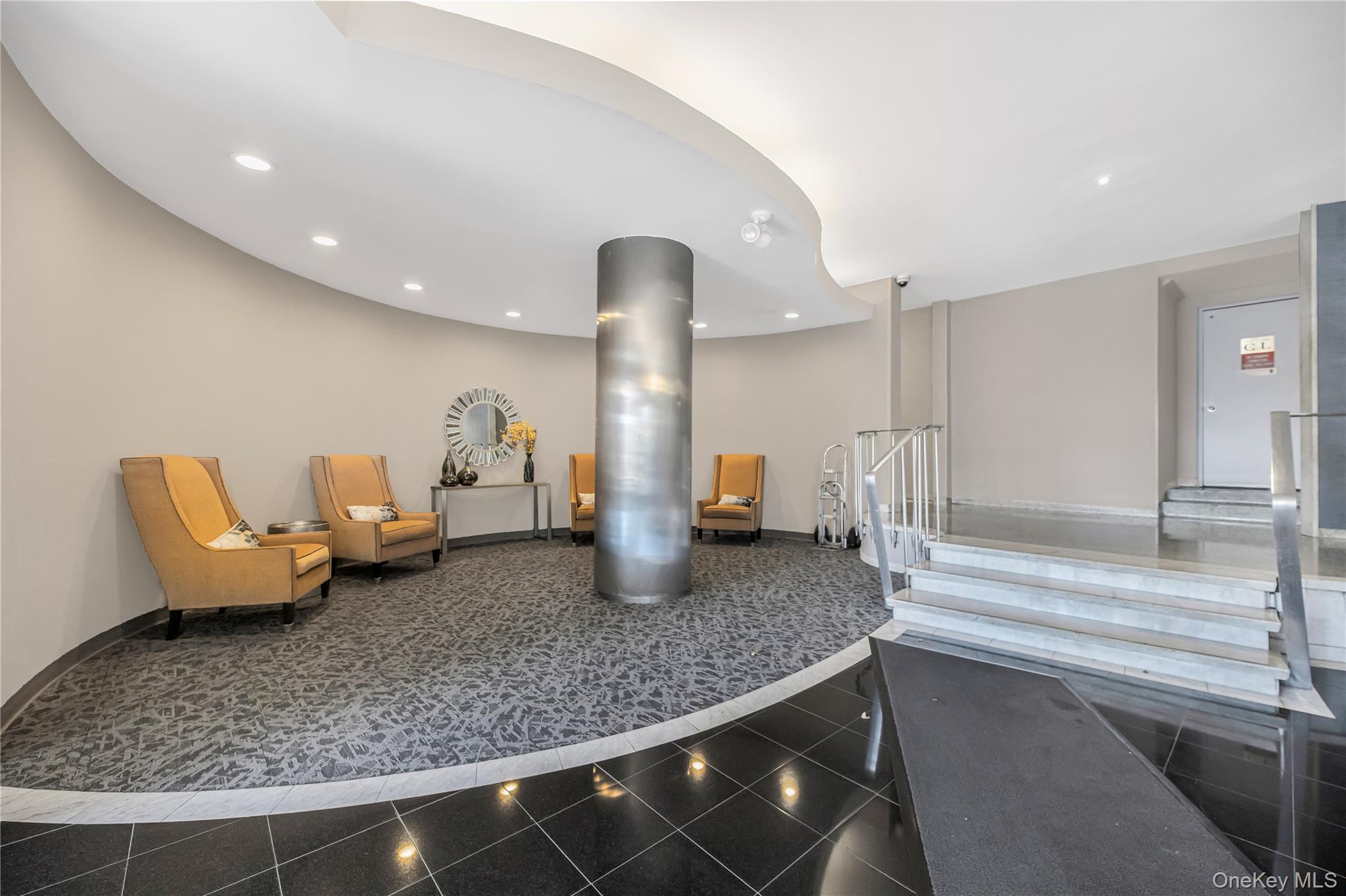 5700 Arlington Avenue 2d Property Photo 17