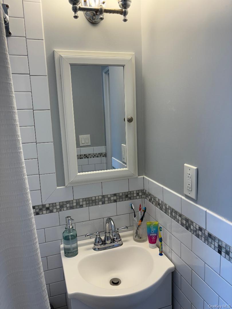 65 Virginia Avenue Property Photo 5