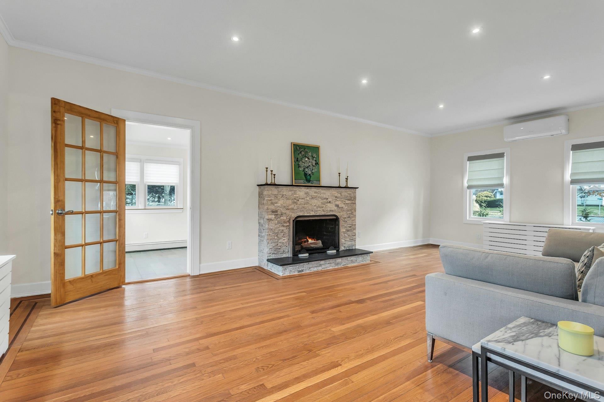 85 Violet Avenue Property Photo 7