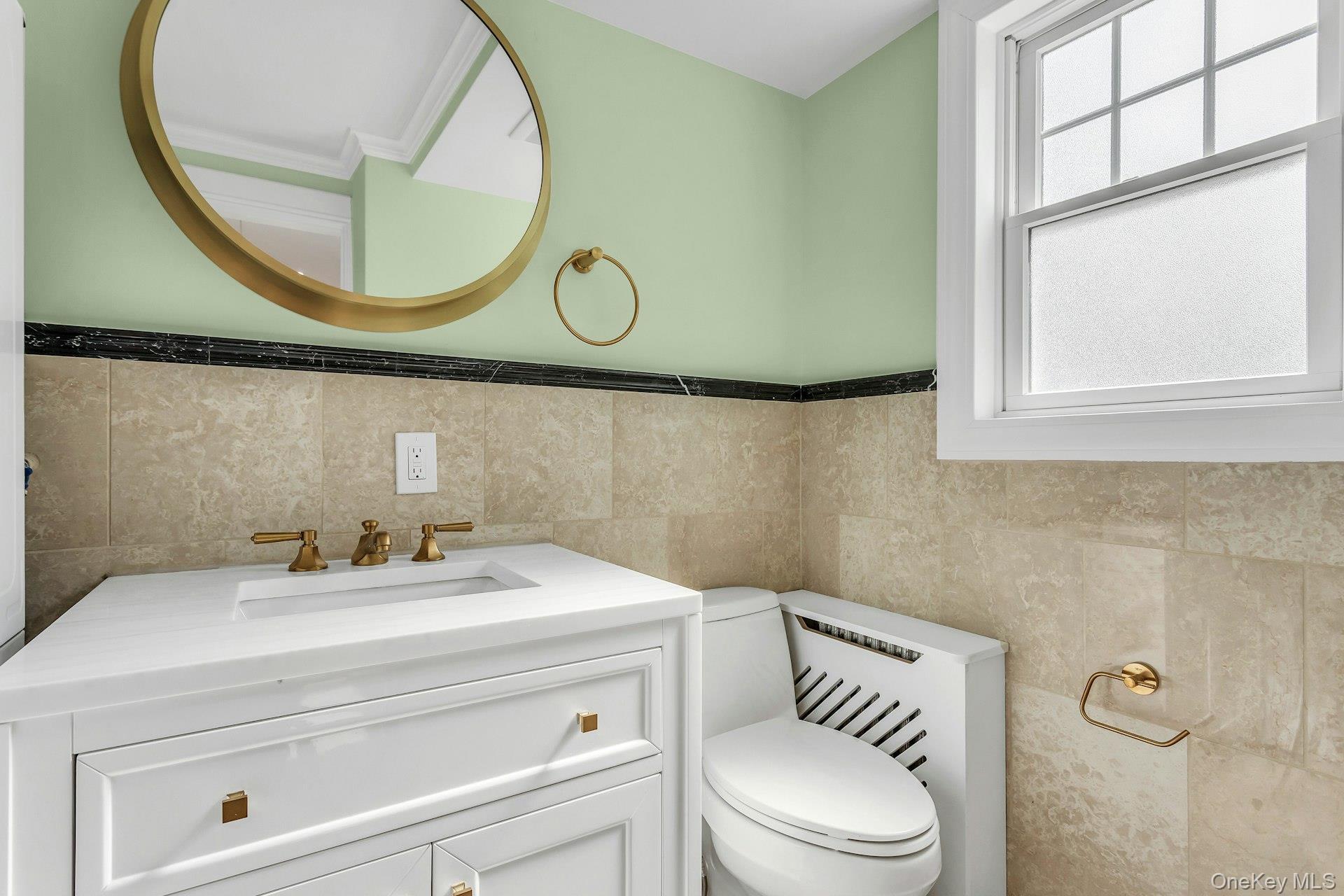 85 Violet Avenue Property Photo 18