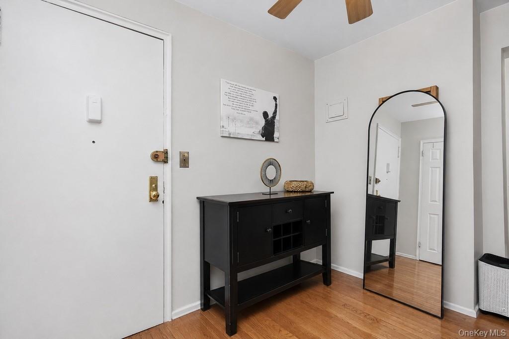 30 N Broadway 4f Property Photo 4