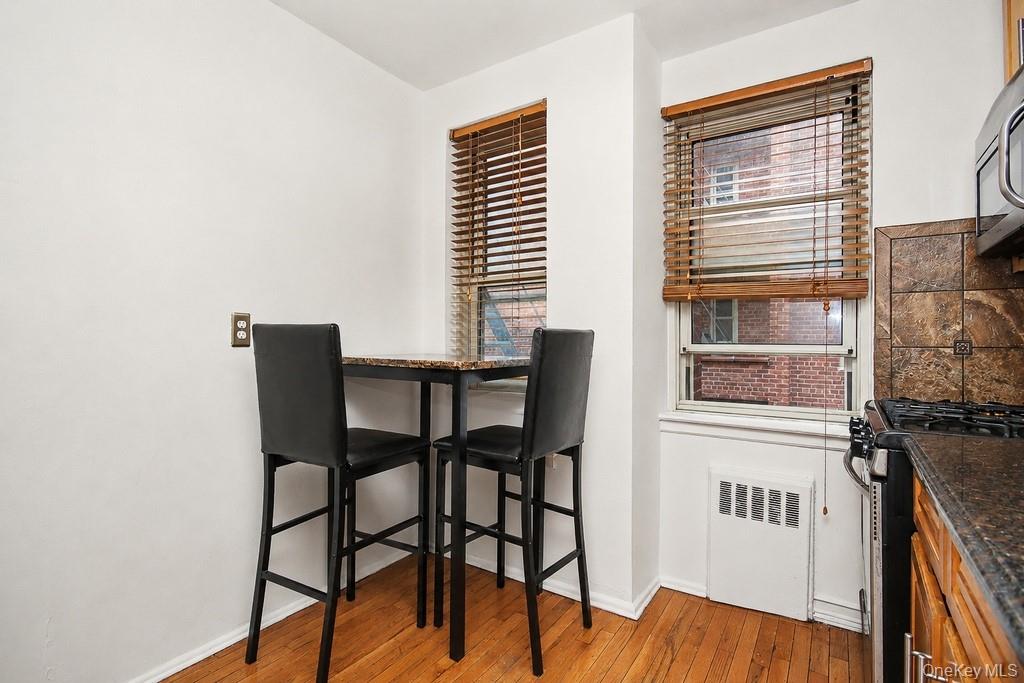 30 N Broadway 4f Property Photo 6
