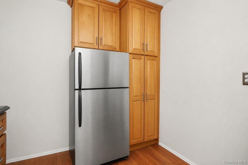 30 N Broadway 4f Property Photo 7