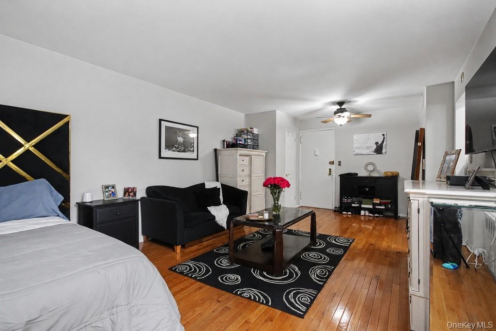 30 N Broadway 4f Property Photo 11