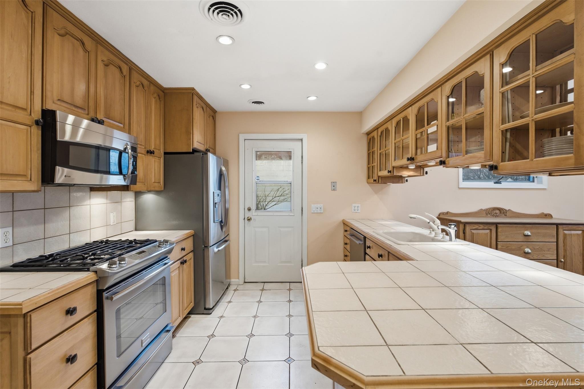 87 Capt Shankey Drive Property Photo 14
