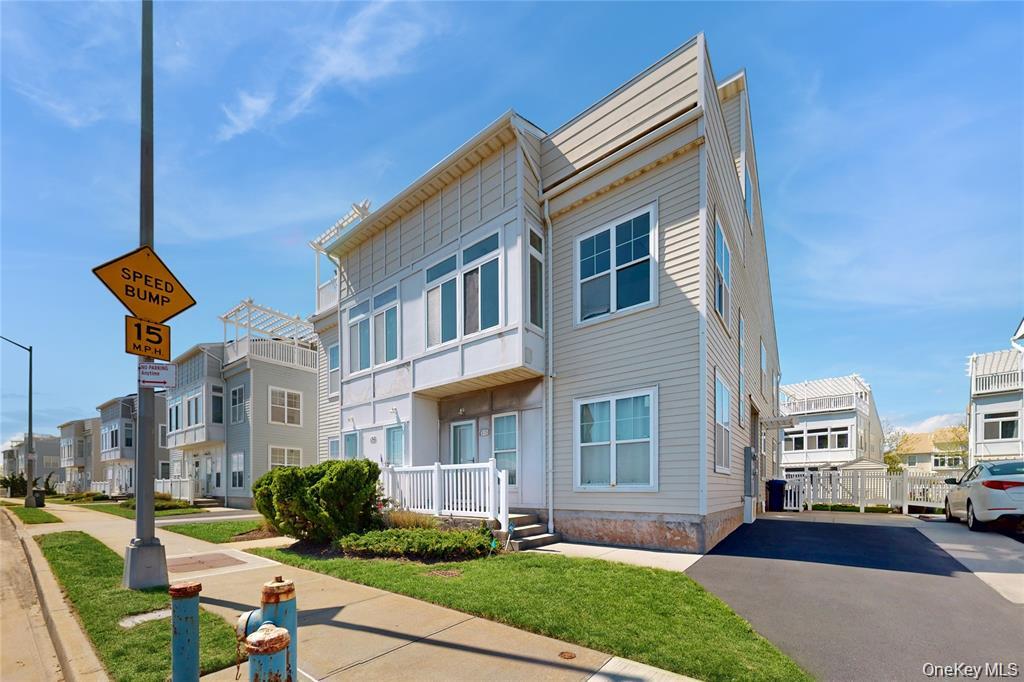 6910 Beach Front Road Property Photo 4