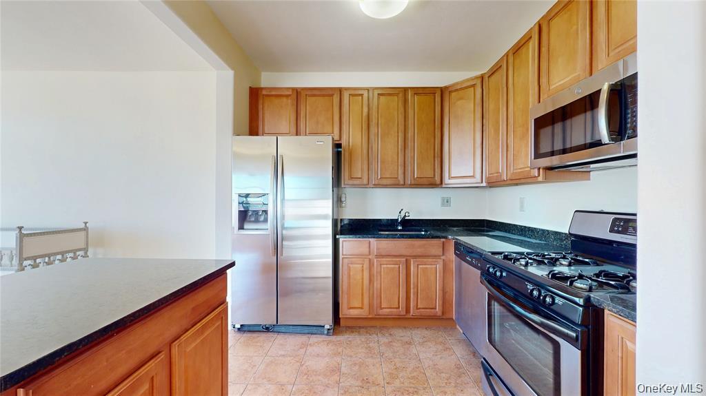 6910 Beach Front Road Property Photo 15