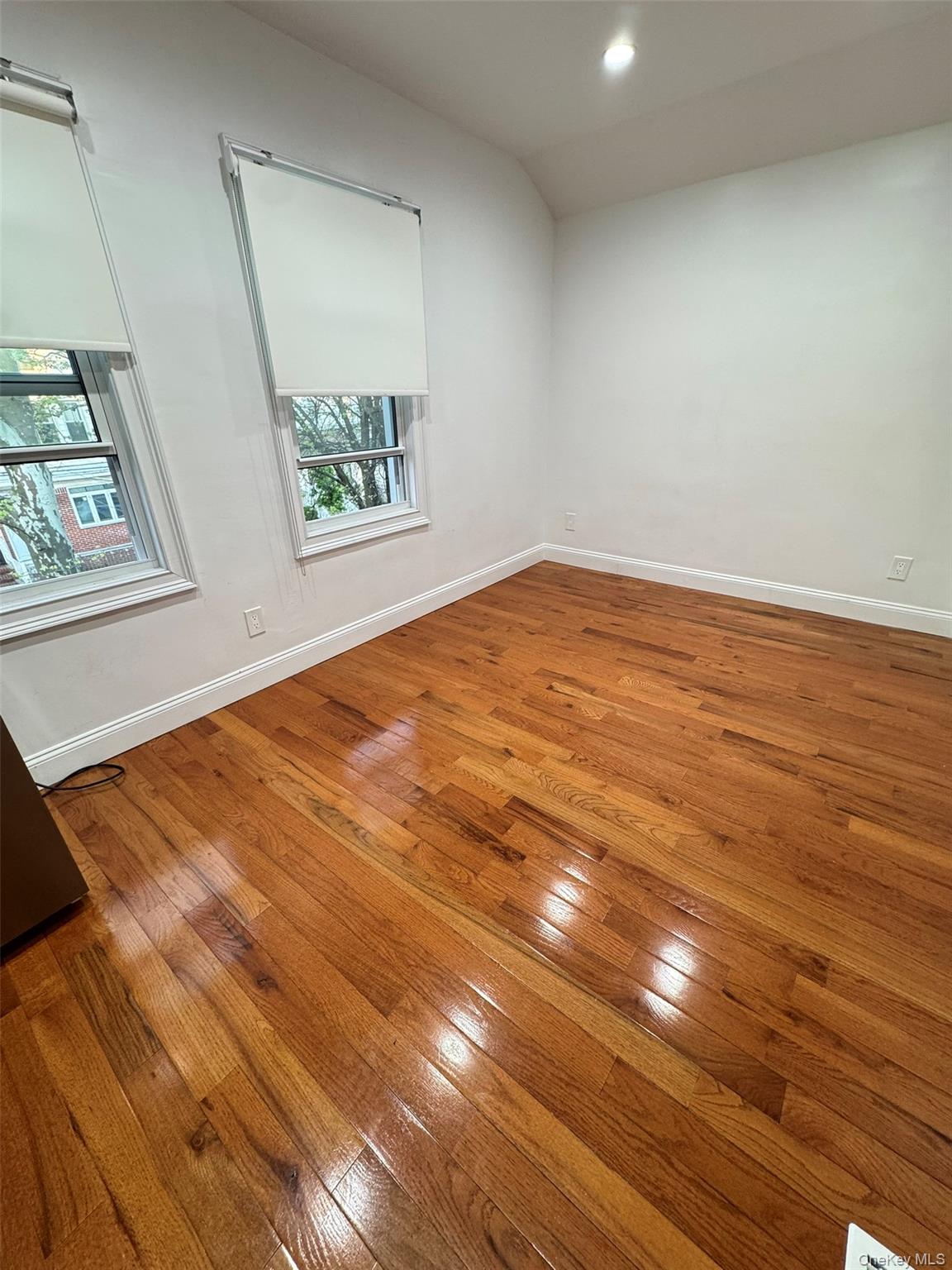 8936 90th Street Property Photo 10