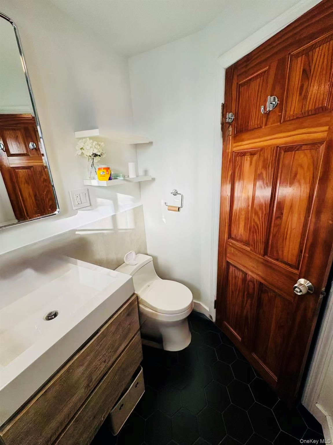 8936 90th Street Property Photo 13
