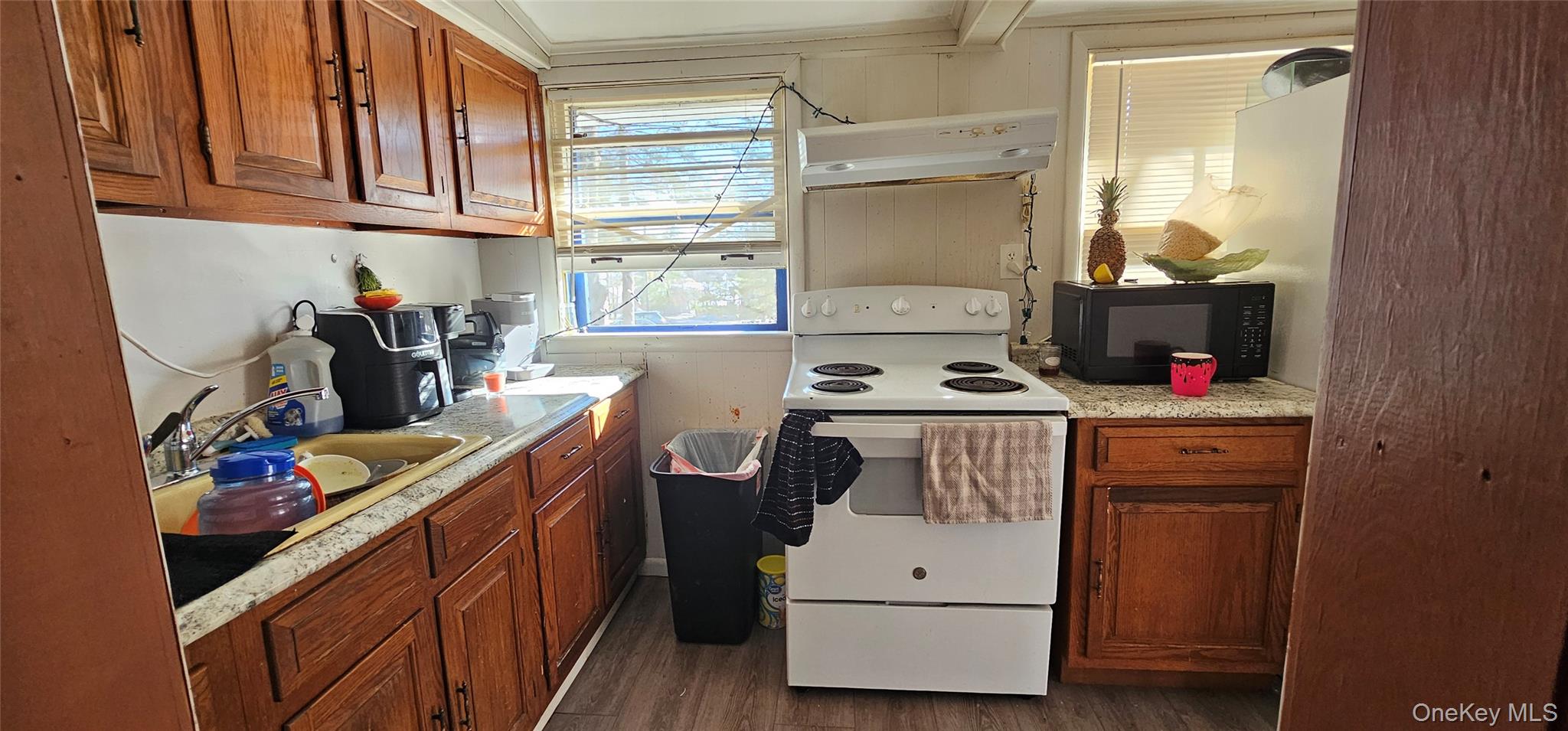 8 Central Avenue Property Photo 2