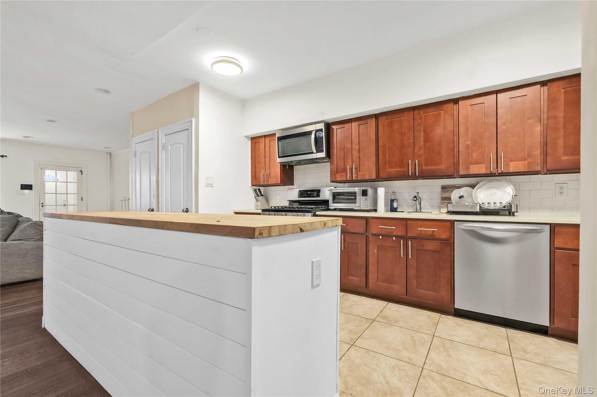 179-04 Selover Road Property Photo 7