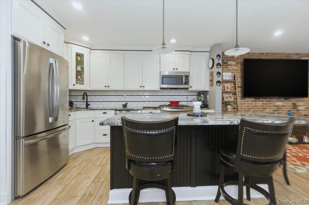 711 Shore Rd 1j Property Photo 10