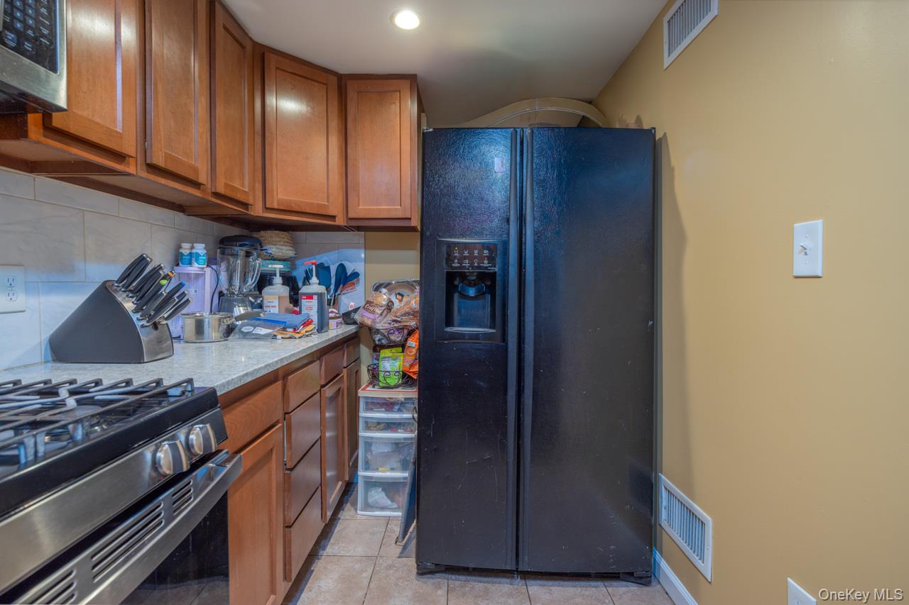280 1st Street Property Photo 12