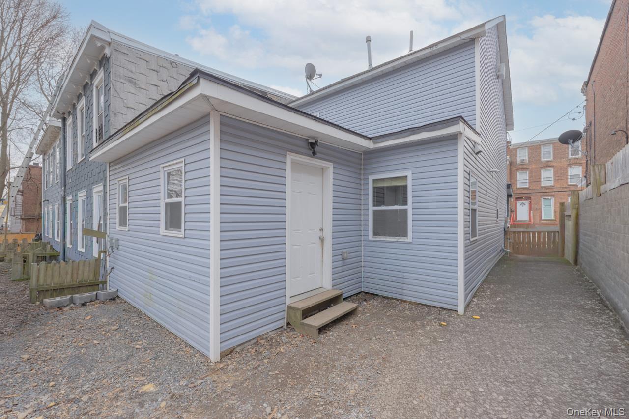 280 1st Street Property Photo 22