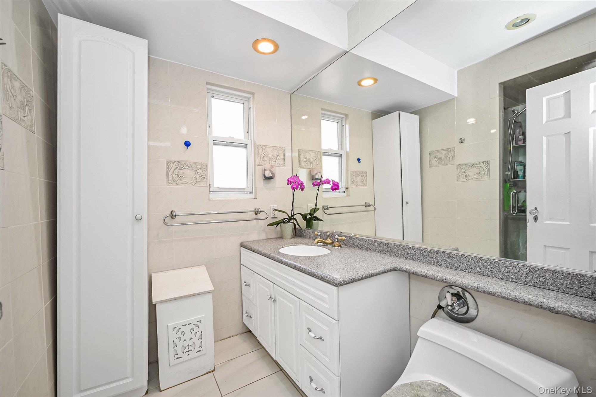 18432 Cambridge Road Property Photo 14