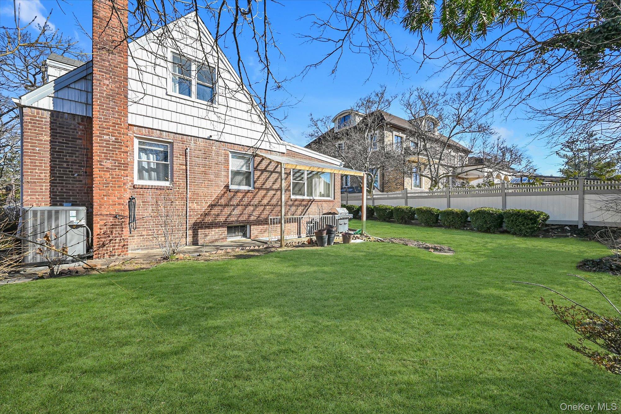 18432 Cambridge Road Property Photo 20