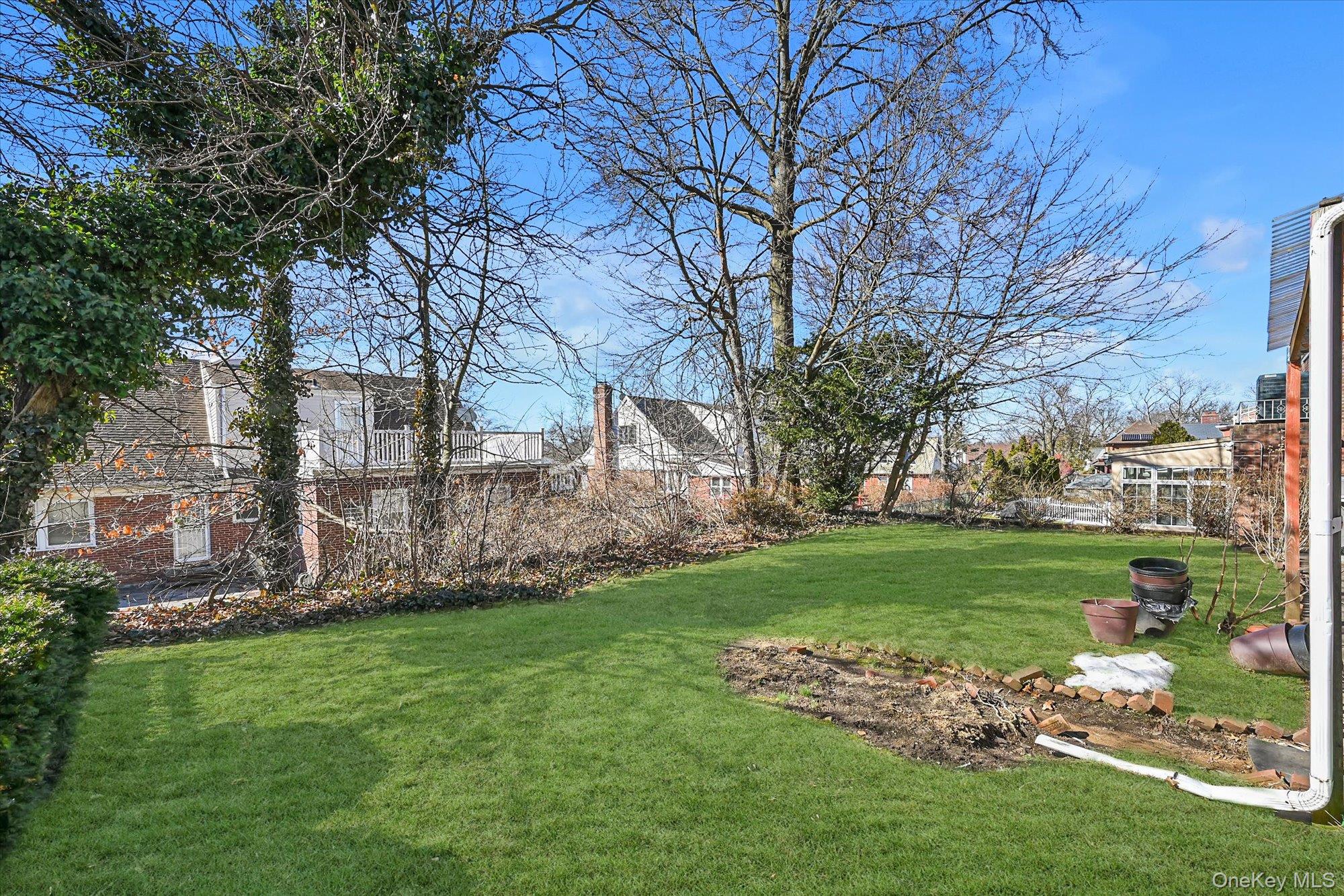 18432 Cambridge Road Property Photo 22