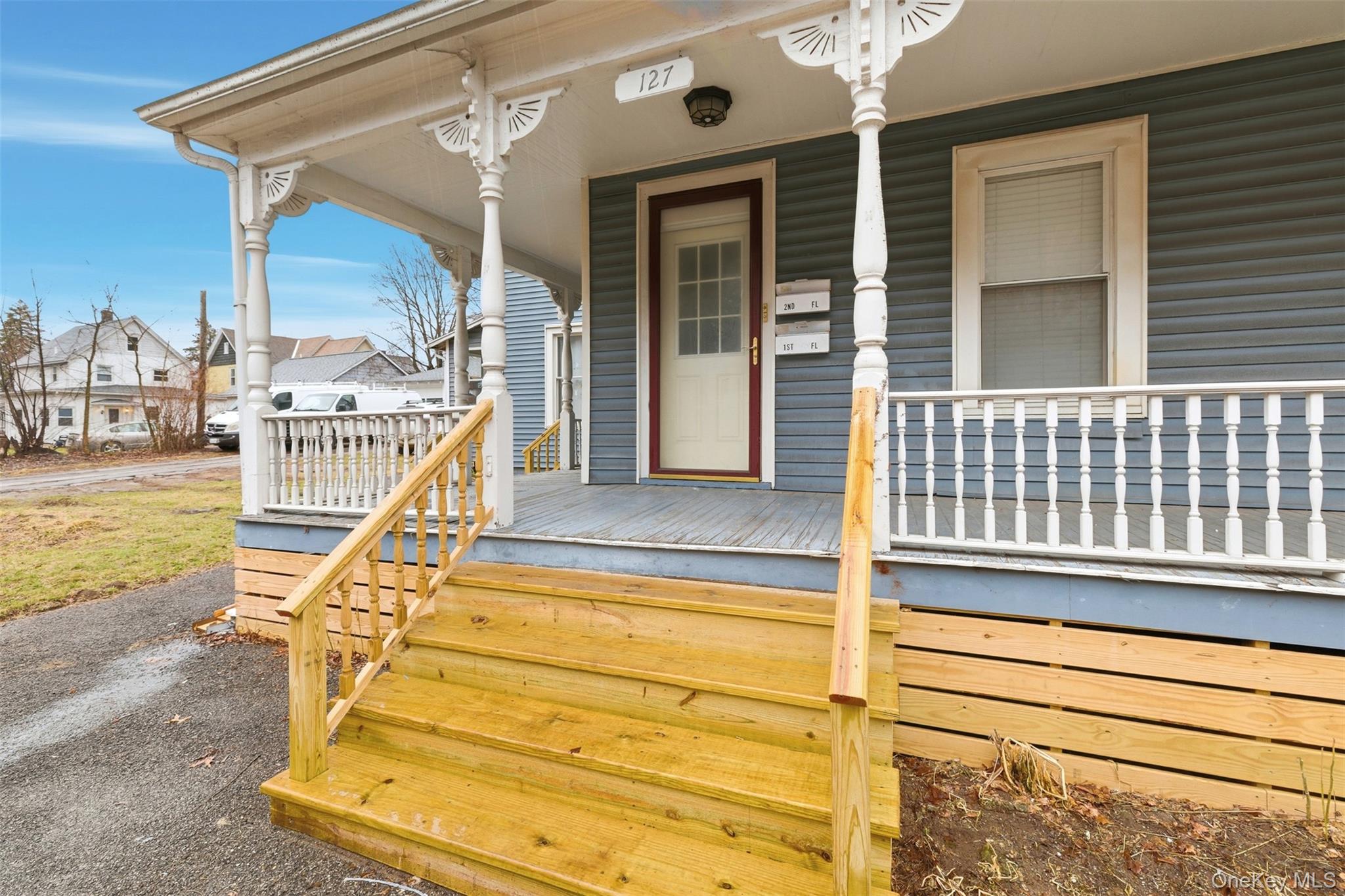 127 E Chester Street Property Photo 3