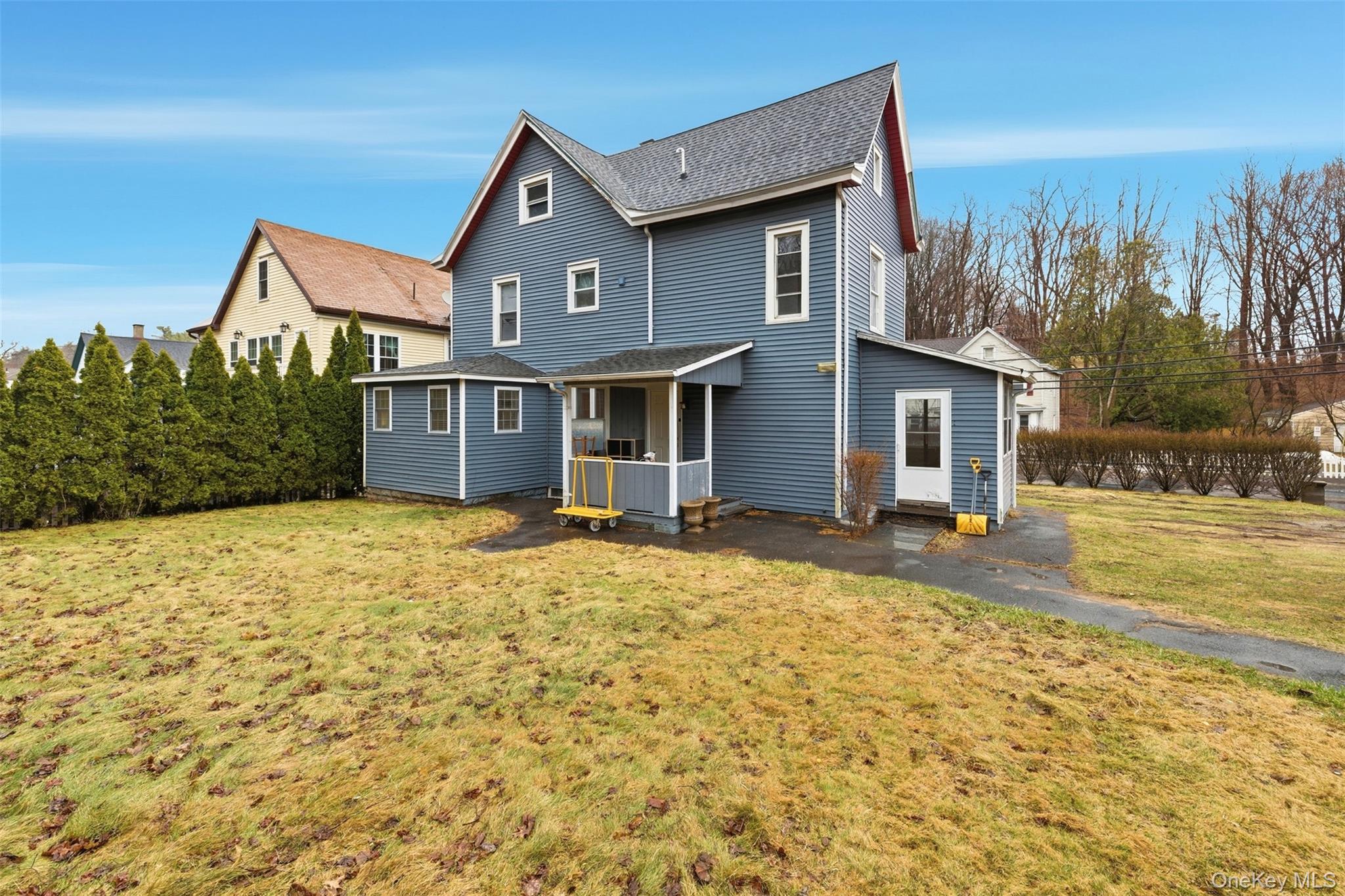 127 E Chester Street Property Photo 5