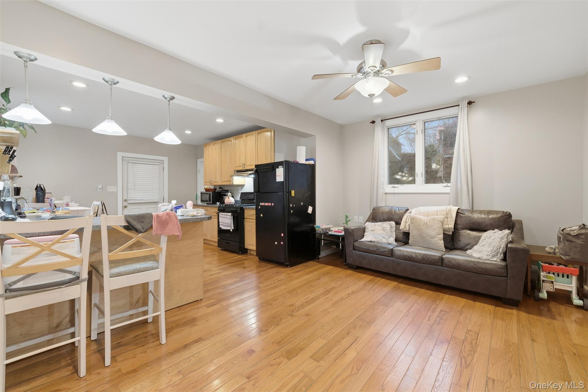 127 E Chester Street Property Photo 12