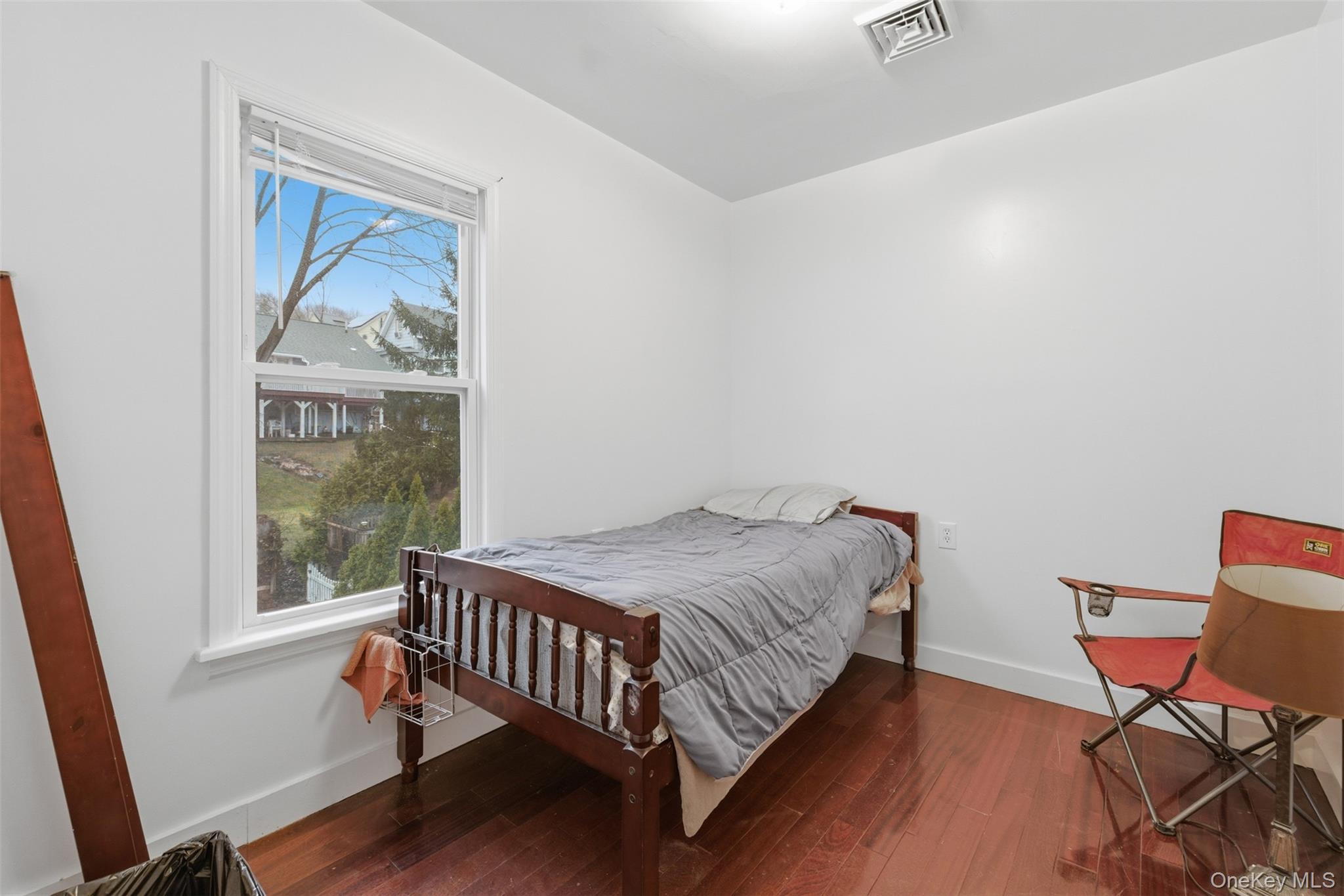 127 E Chester Street Property Photo 19