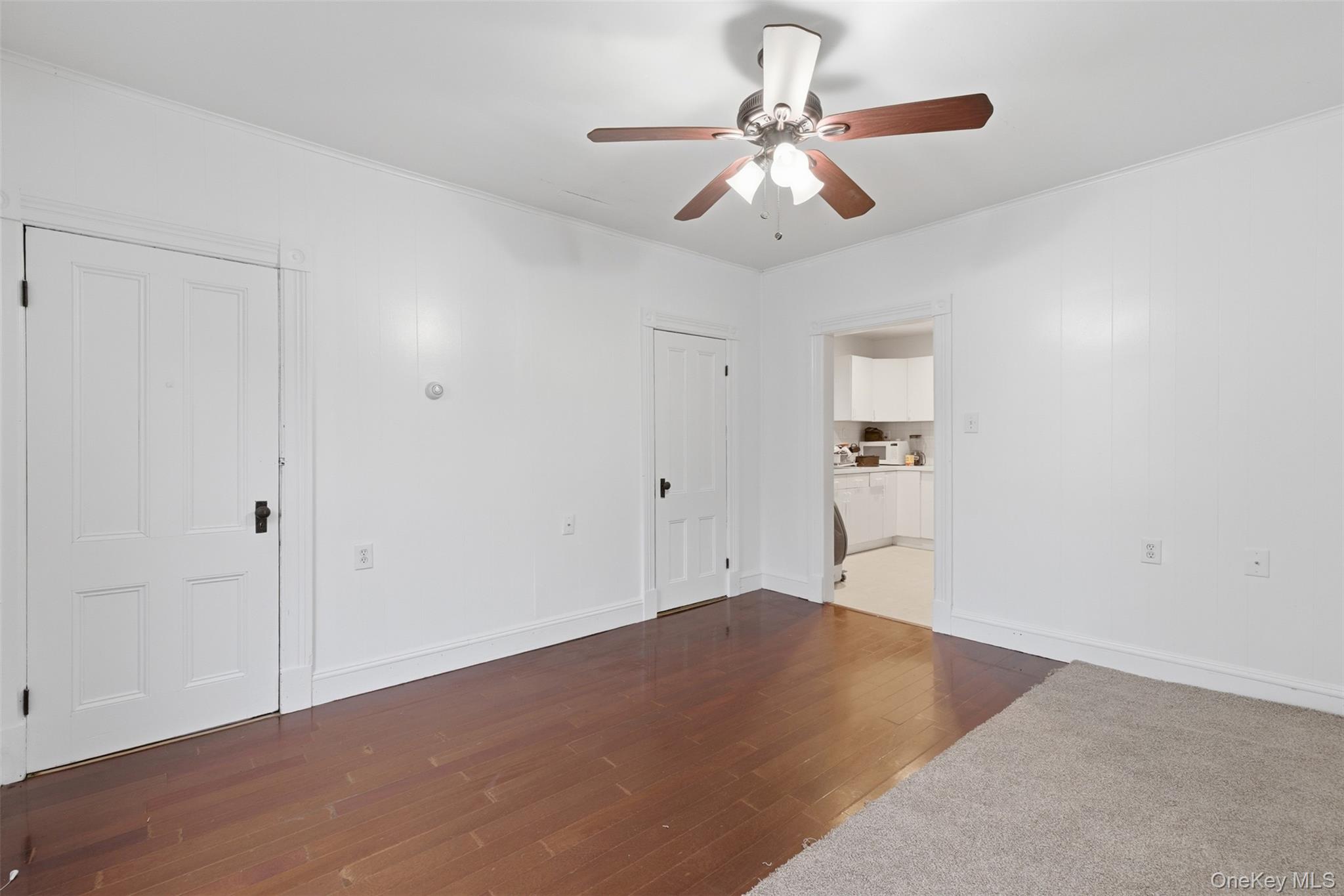 127 E Chester Street Property Photo 22