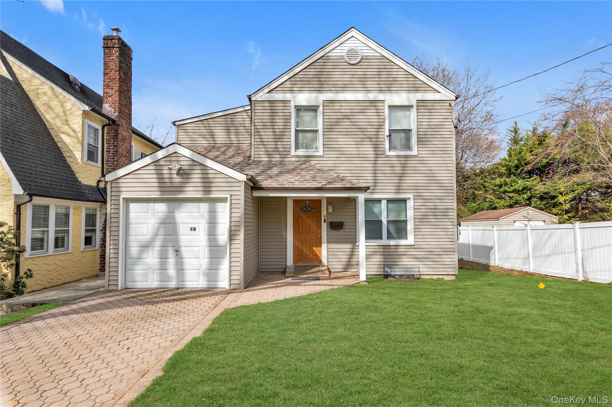 16 Fairfield Avenue Property Photo 1