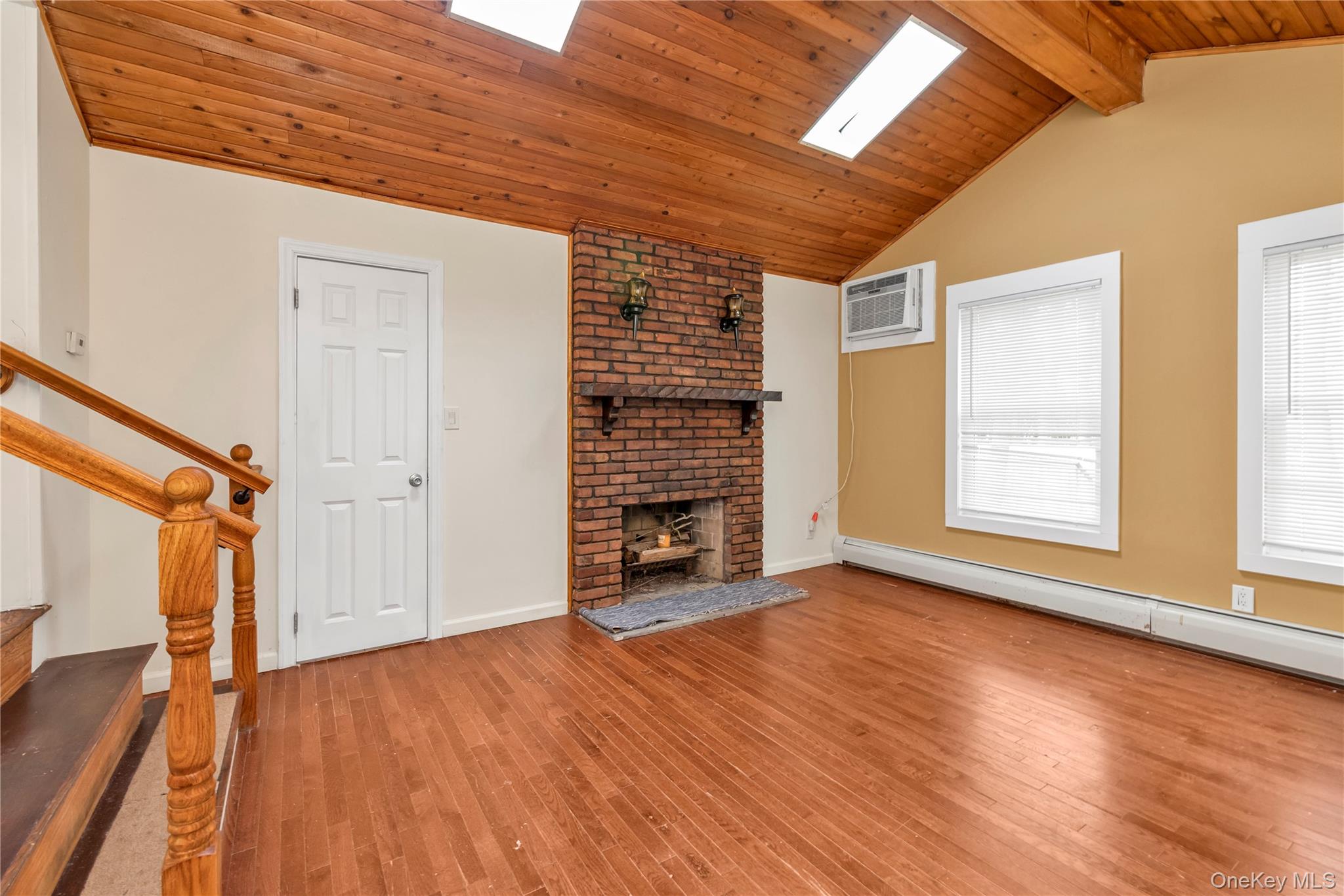 16 Fairfield Avenue Property Photo 7