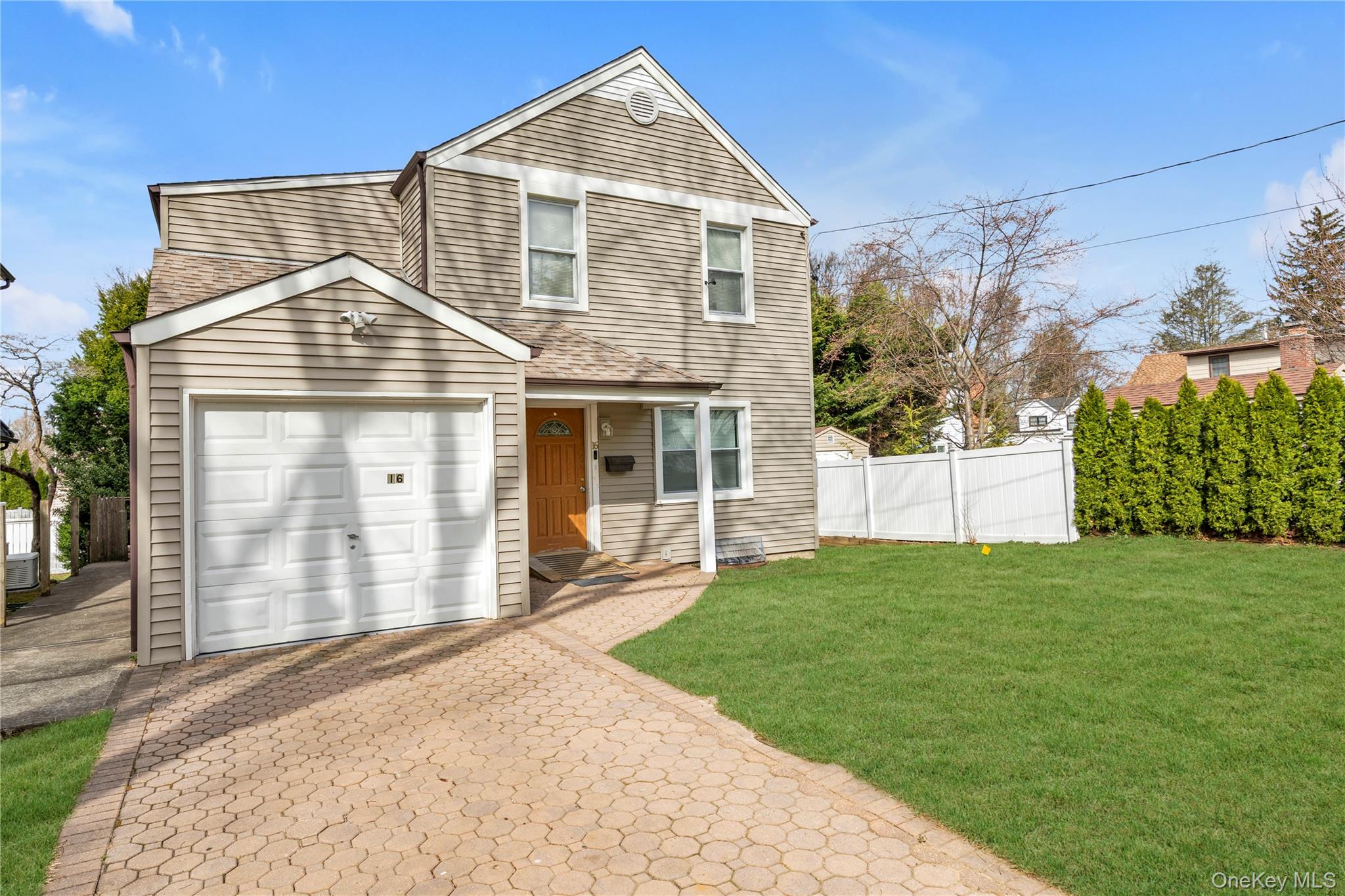 16 Fairfield Avenue Property Photo 17