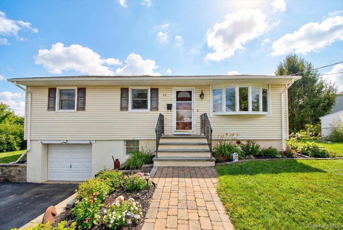 32 Highland Avenue Property Photo 1