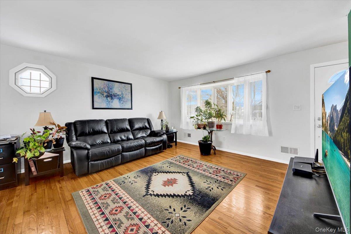 32 Highland Avenue Property Photo 6