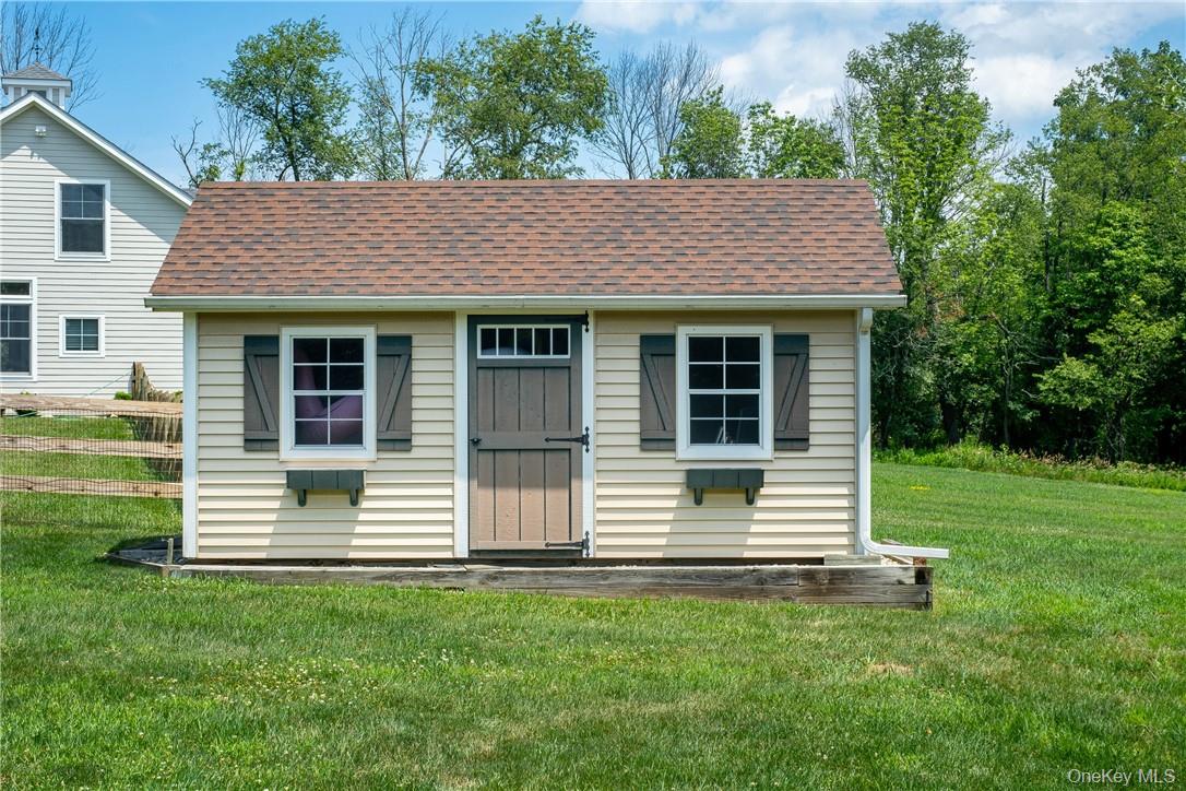 90 Onderdonk Road Property Photo 24