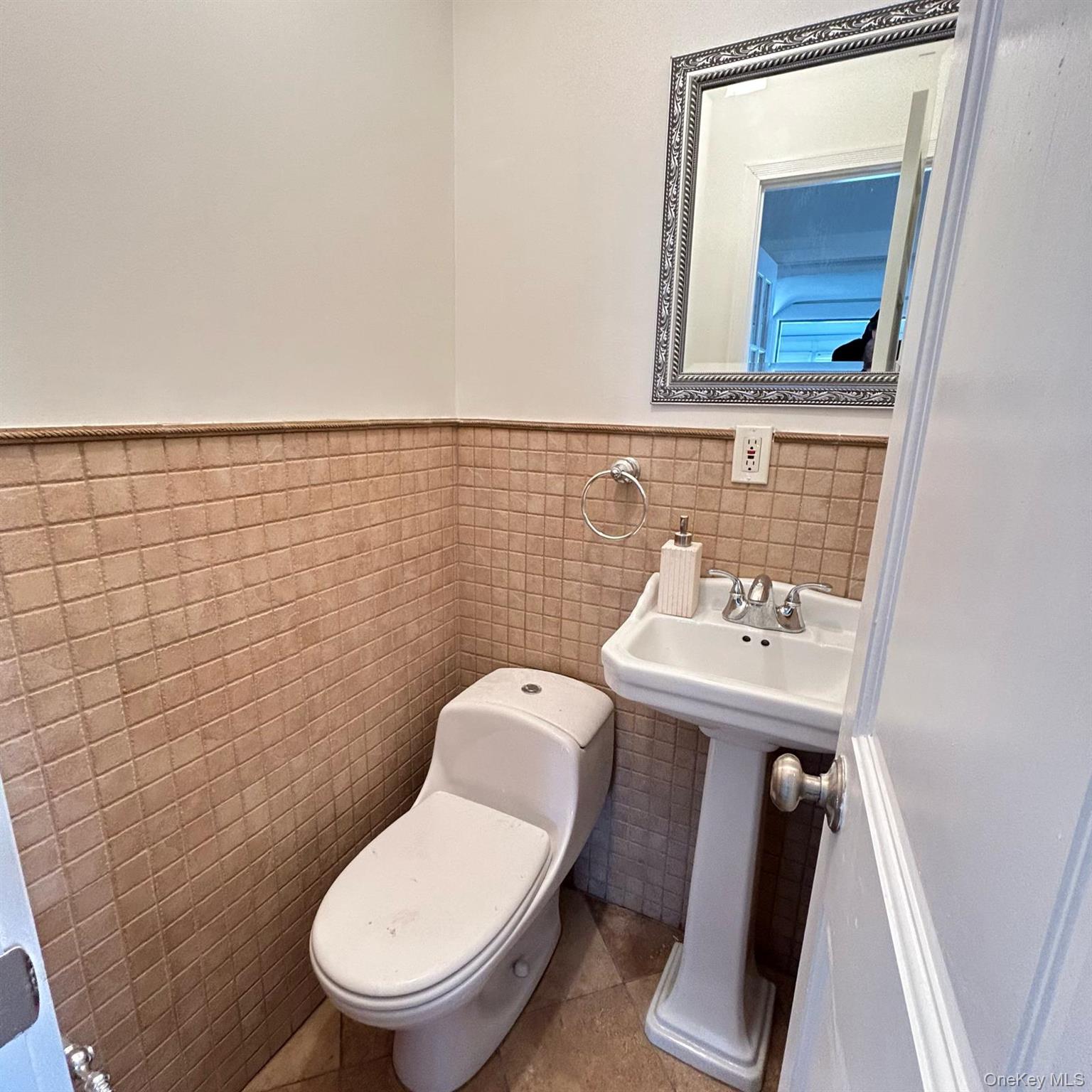 7321 182nd Street Property Photo 11