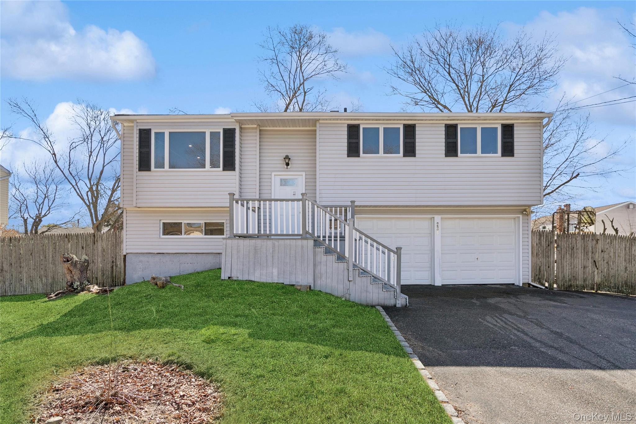 236 Vermont Avenue Property Photo 1