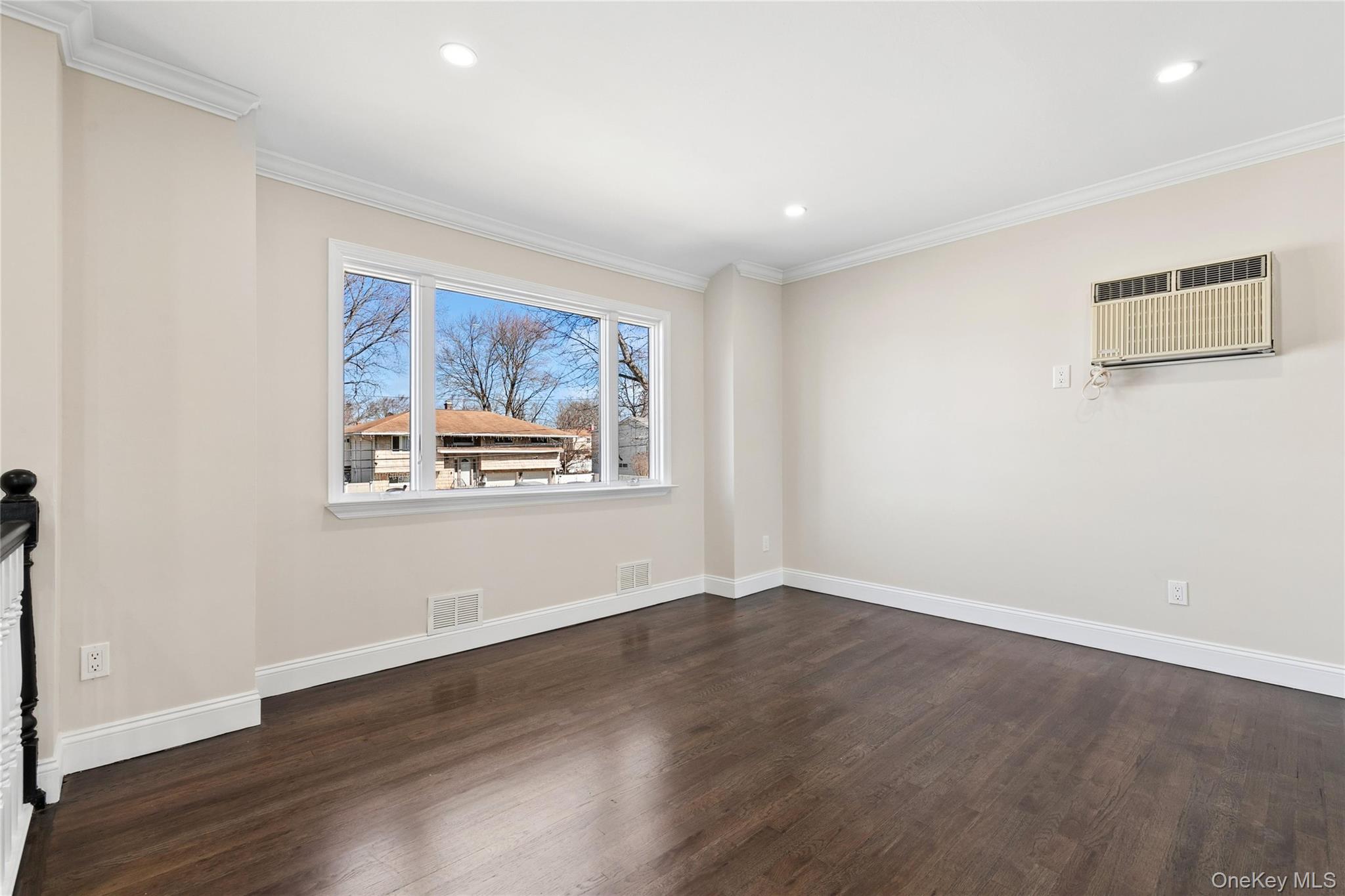 236 Vermont Avenue Property Photo 3