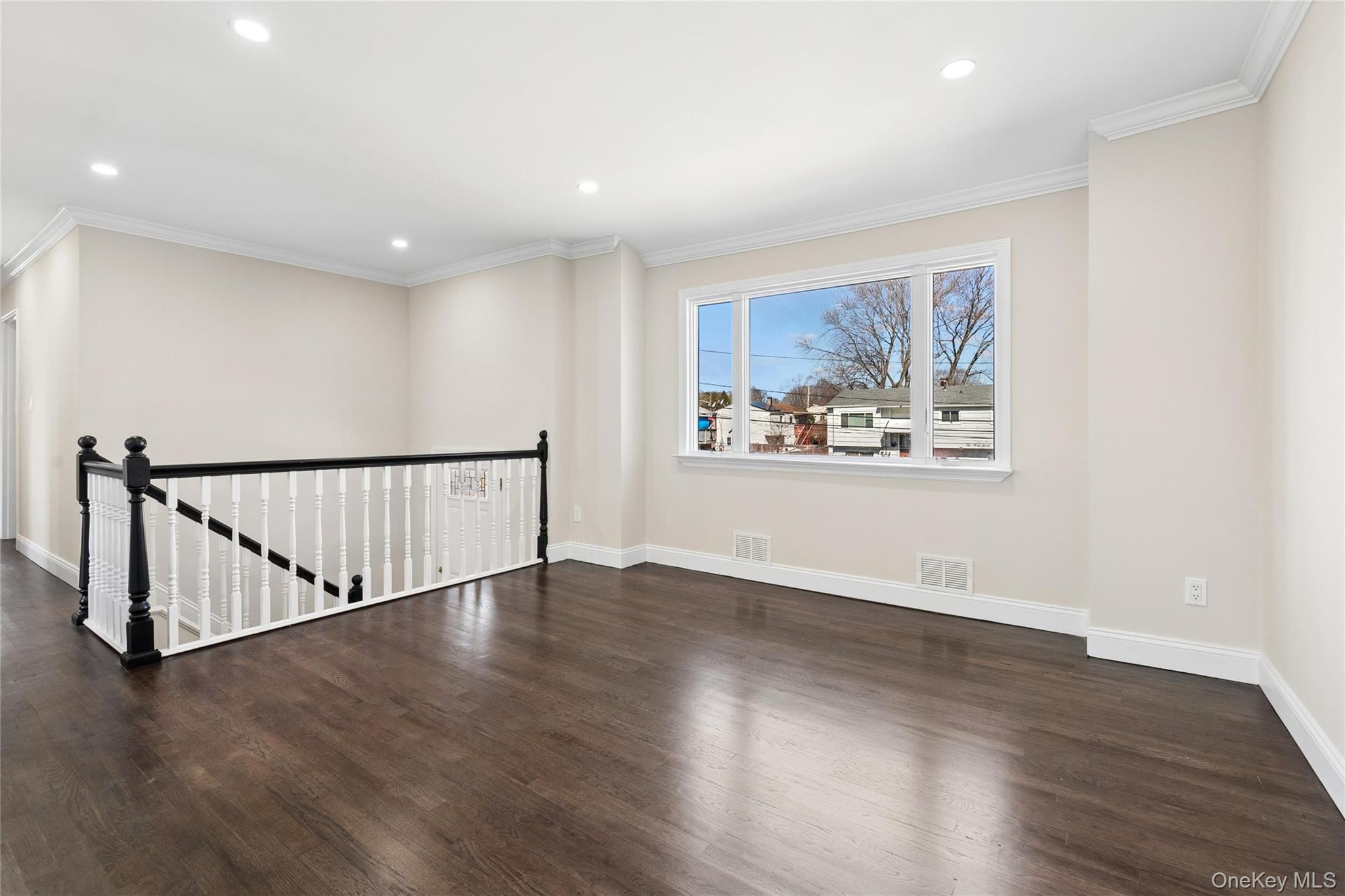236 Vermont Avenue Property Photo 4